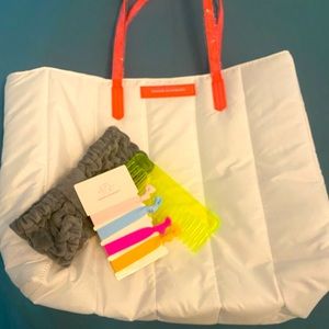 Drunk Elephant 🐘 bag and hair set